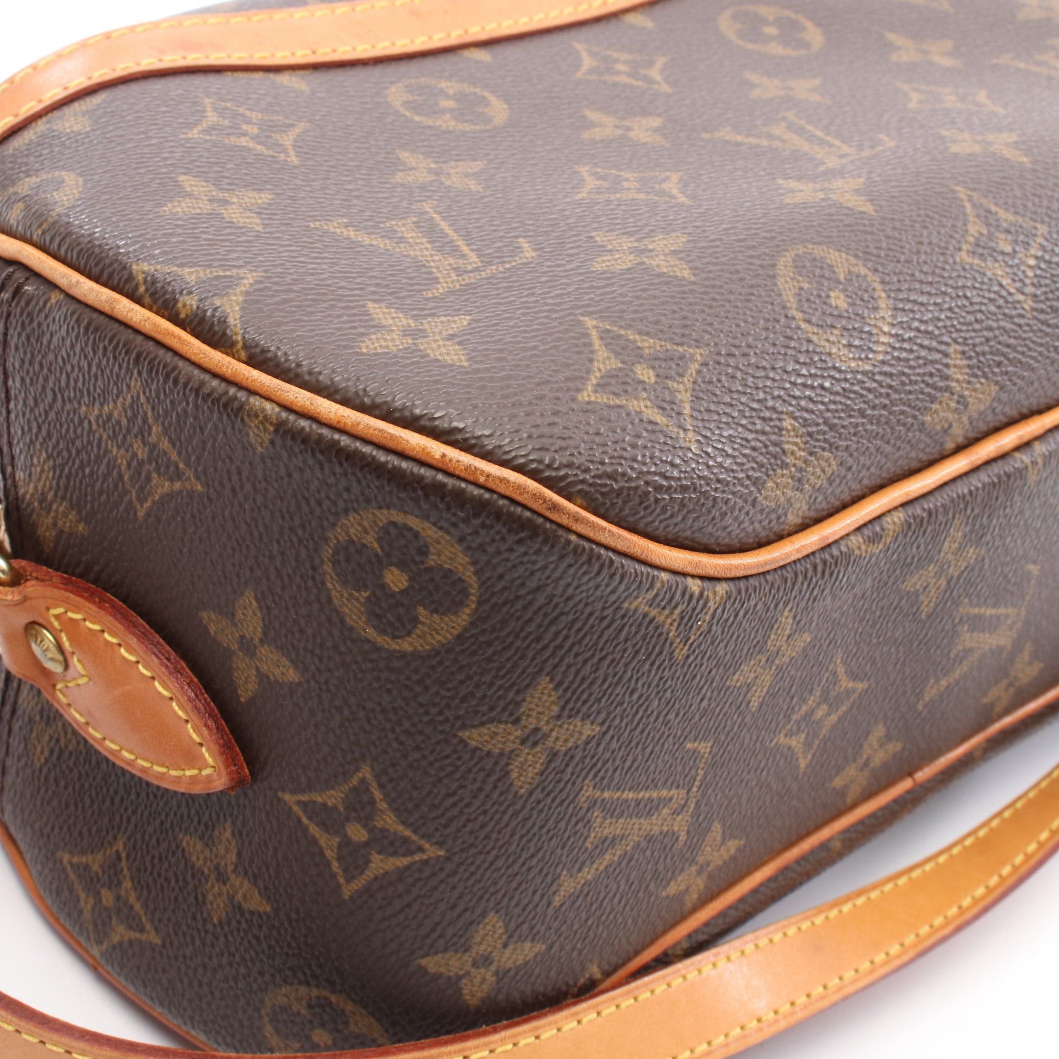 Louis Vuitton Louis Vuitton Blower Monogram Shoulder Bag Leather Brown Size ONE SIZE - 8 Thumbnail
