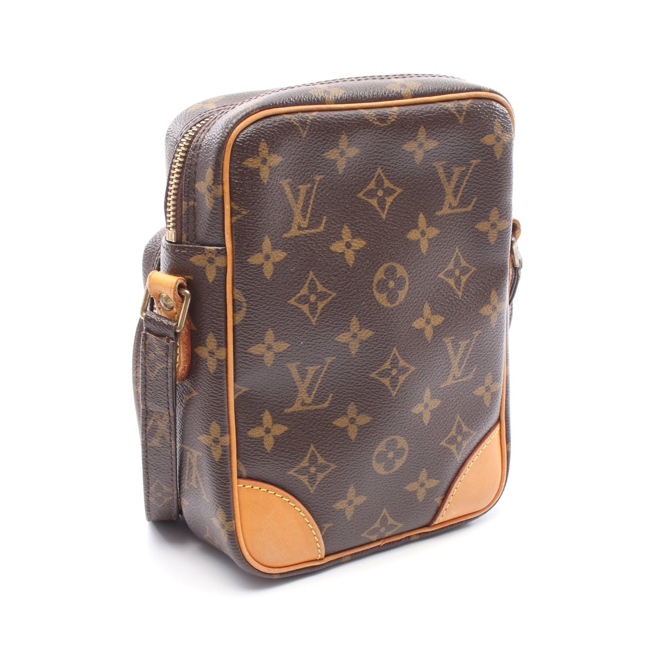 Louis Vuitton Louis Vuitton Amazon Monogram Shoulder Bag Leather Brown Size ONE SIZE - 2 Thumbnail