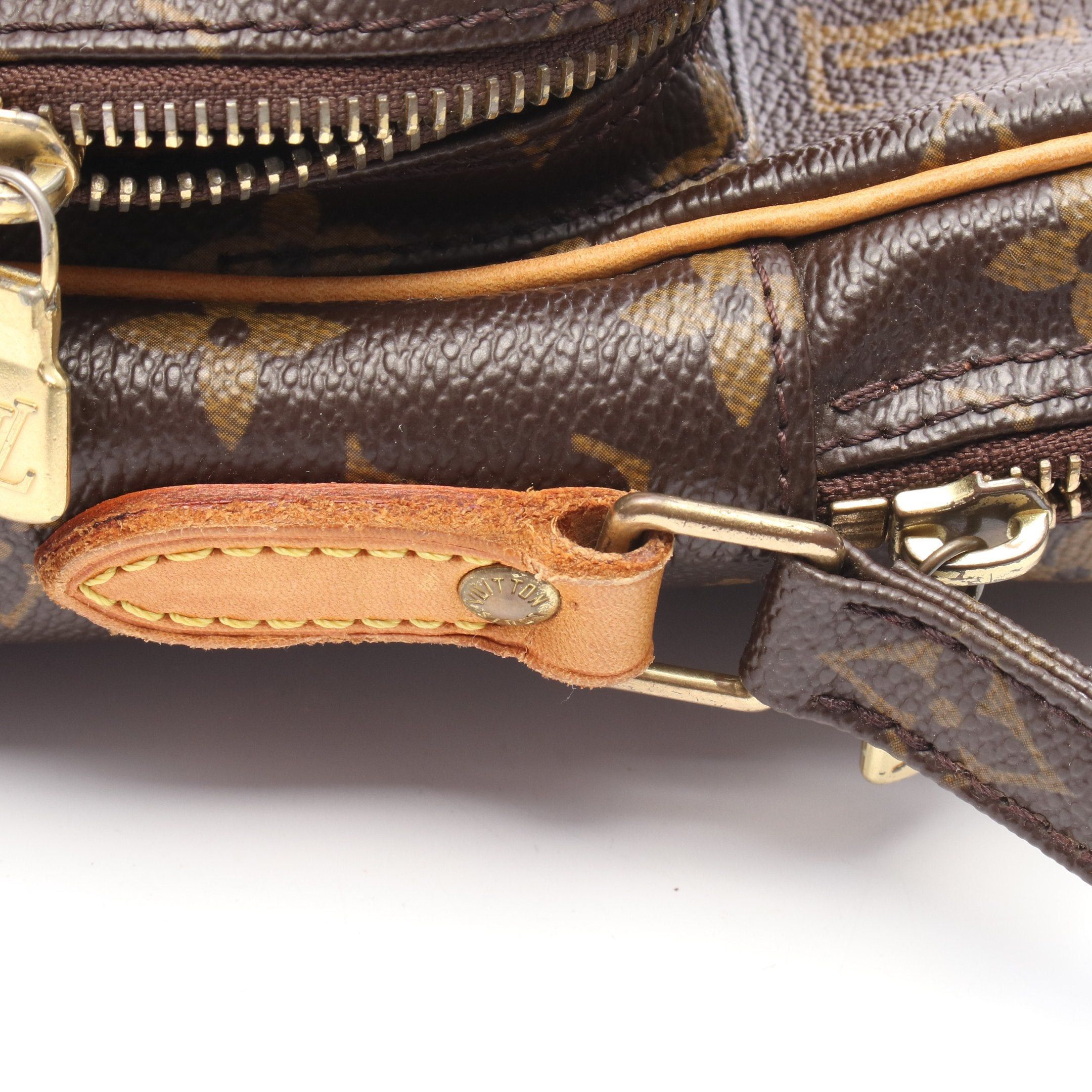 Louis Vuitton Louis Vuitton Amazon Monogram Shoulder Bag Leather Brown Size ONE SIZE - 9 Thumbnail