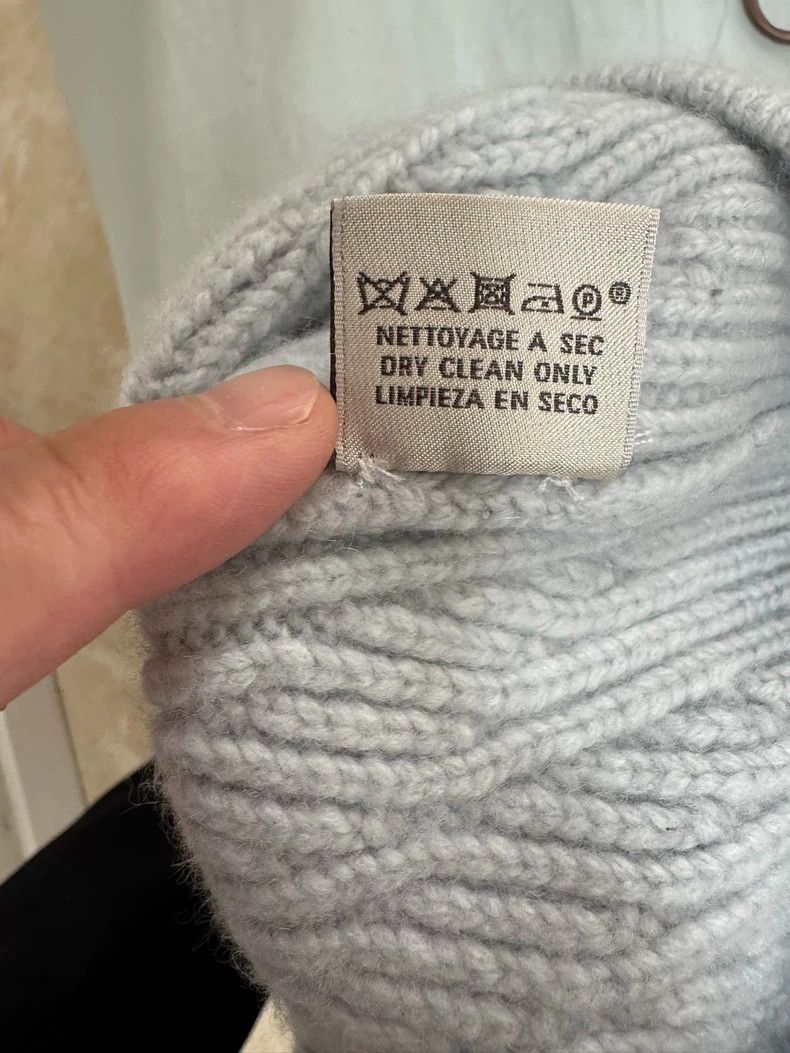 Hermes Hermes Cashmere Sweater in Ice Blue Color Size US M / EU 48-50 / 2 - 7 Thumbnail