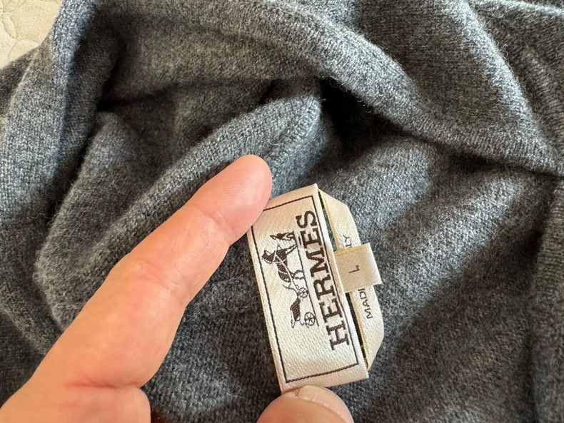 Hermes Hermes Cashmere Sweater with World Map Design Size US L / EU 52-54 / 3 - 6 Thumbnail