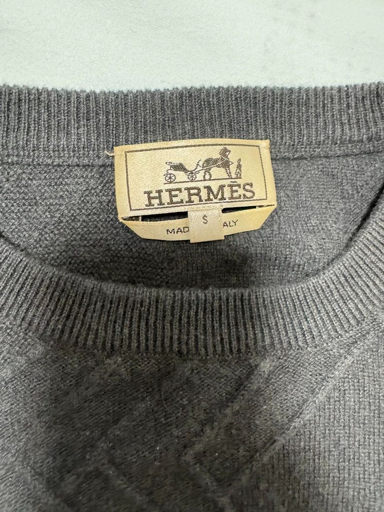 Hermes Hermes Cashmere Sweater with Embroidery Size US S / EU 44-46 / 1 - 7 Thumbnail