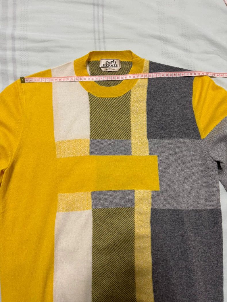 Hermes Hermes Cashmere Sweater with Colorful Design Size US M / EU 48-50 / 2 - 3 Thumbnail