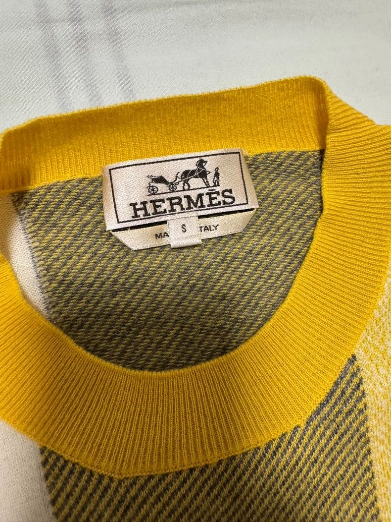 Hermes Hermes Cashmere Sweater with Colorful Design Size US M / EU 48-50 / 2 - 7 Thumbnail