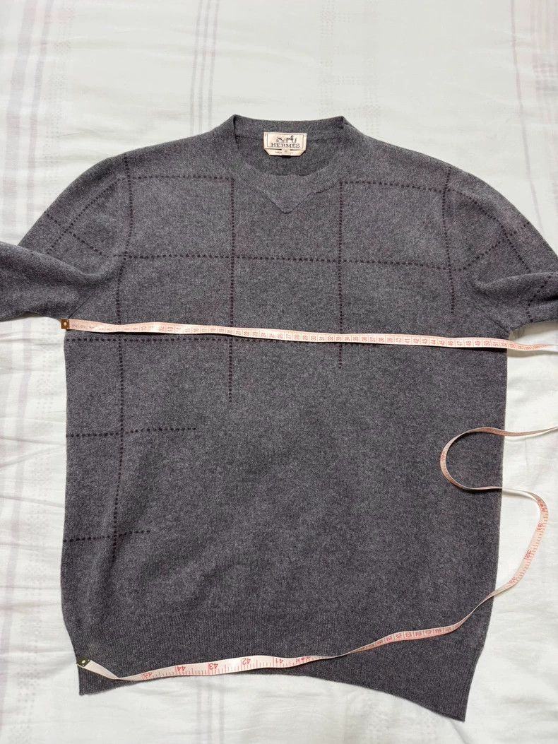 Hermes Hermes Cashmere Sweater in Elegant Gray Size US M / EU 48-50 / 2 - 4 Thumbnail