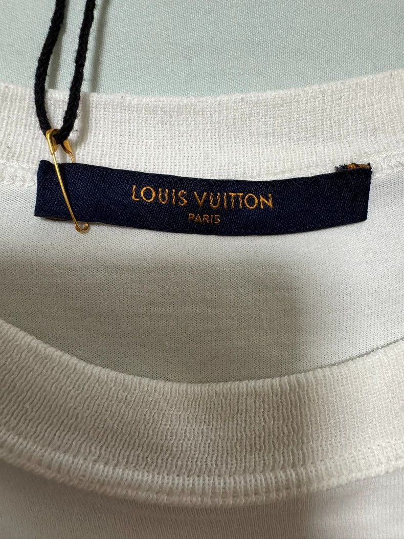 Louis Vuitton Louis Vuitton Short Sleeve T-Shirt with Logo Size US S / EU 44-46 / 1 - 6 Thumbnail