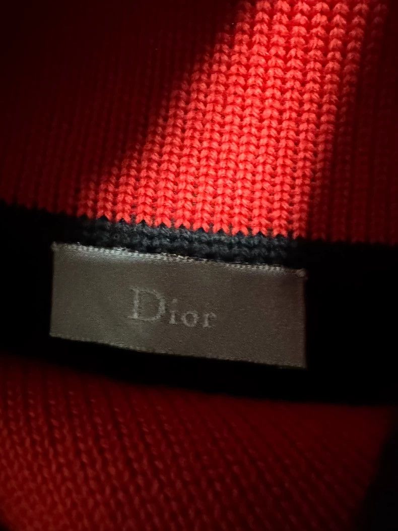 Dior Dior Fashion Sweater with Unique Neck Design Size US M / EU 48-50 / 2 - 6 Thumbnail