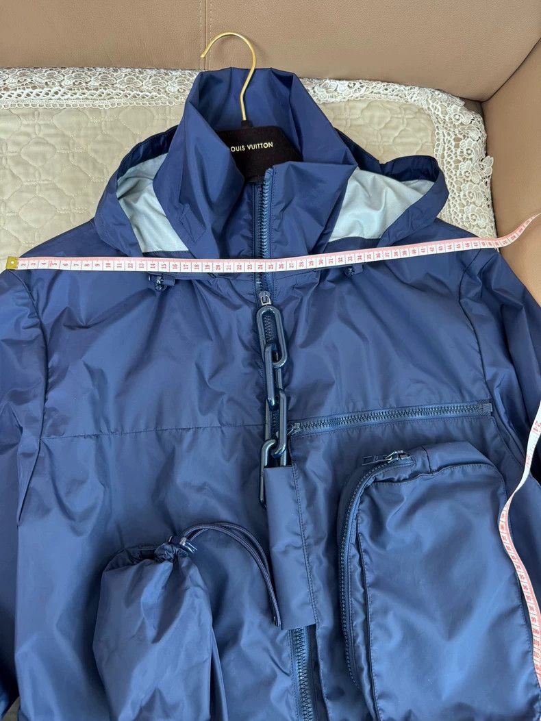 Louis Vuitton Louis Vuitton Windbreaker Jacket for Men Size US L / EU 52-54 / 3 - 3 Thumbnail