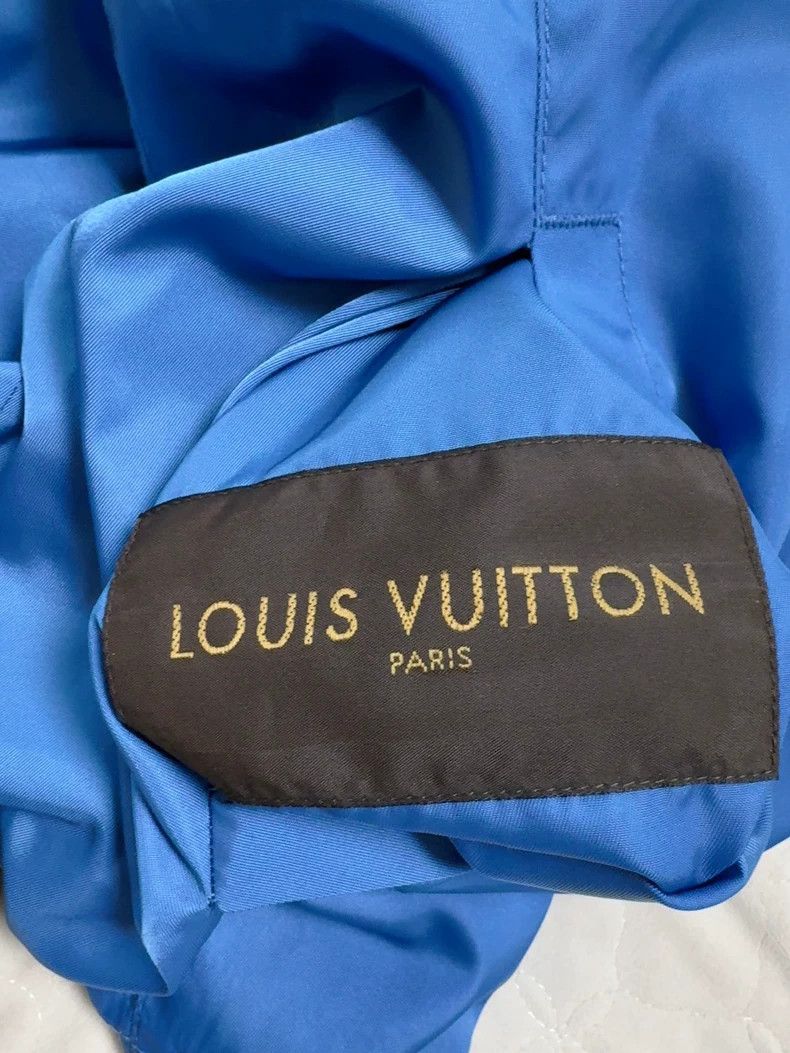 Louis Vuitton Louis Vuitton Men's Light Jacket with Hood Size US L / EU 52-54 / 3 - 9 Thumbnail