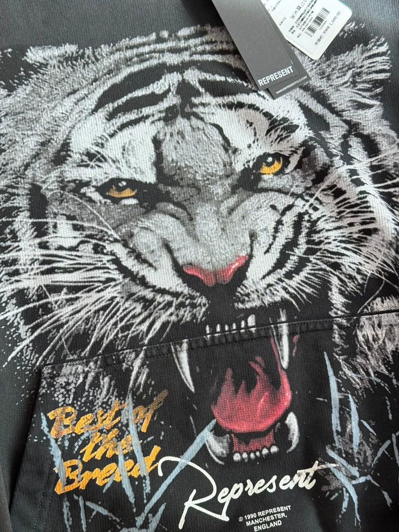 Fear of God Tiger Graphic Hoodie for Men Size US S / EU 44-46 / 1 - 3 Thumbnail