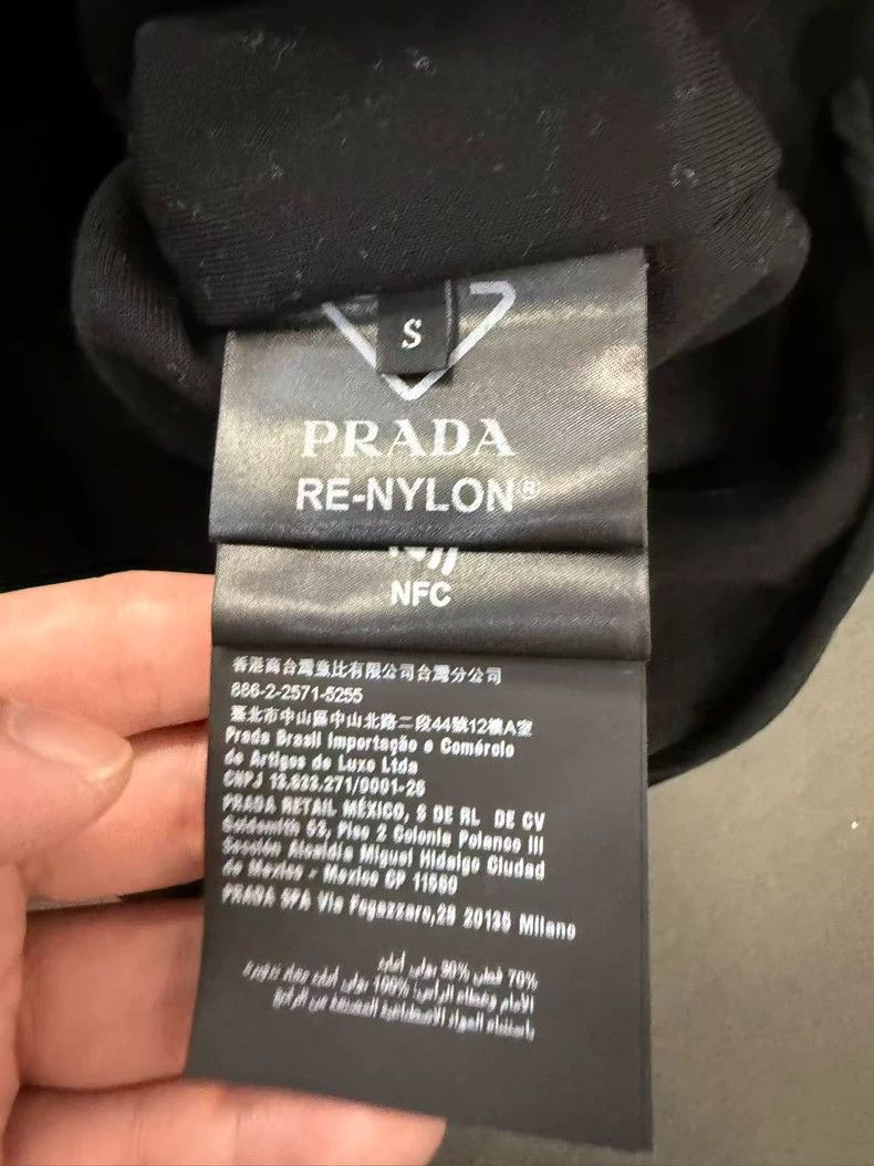 Prada Prada Nylon Hooded Jacket Medium Size Size US S / EU 44-46 / 1 - 4 Thumbnail