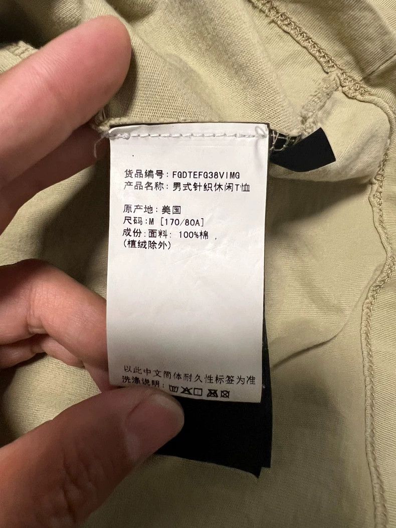 Fear of God Fear of God Men's Short Sleeve T-Shirt Size US M / EU 48-50 / 2 - 6 Thumbnail
