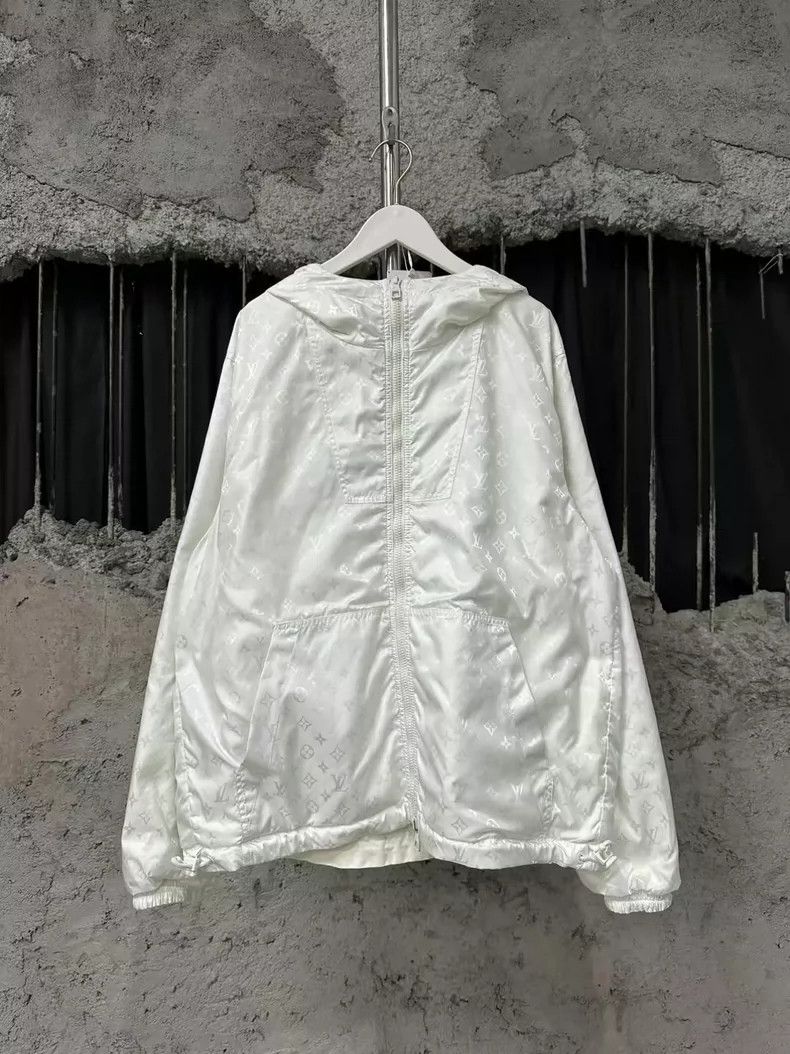 Louis Vuitton Louis Vuitton Double-Sided Windbreaker Jacket Size US L / EU 52-54 / 3 - 2 Thumbnail