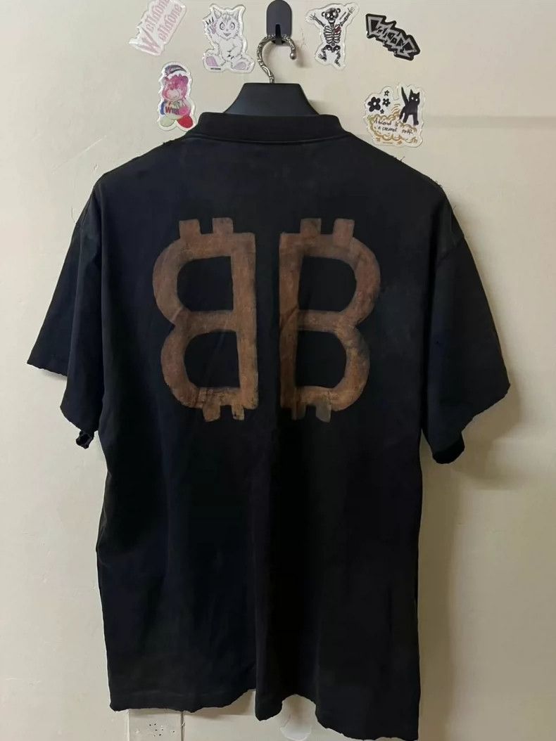Balenciaga Balenciaga Bitcoin Short Sleeve T-Shirt Size US XXL / EU 58 / 5 - 2 Thumbnail