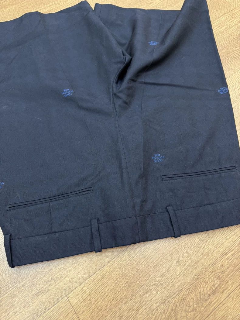 Louis Vuitton Navy Louis Vuitton Shorts with Logo Embroidery Size US 40 / EU 56 - 6 Thumbnail