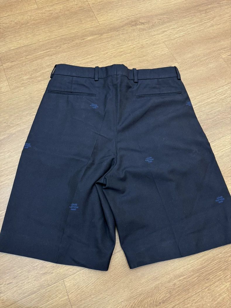 Louis Vuitton Navy Louis Vuitton Shorts with Logo Embroidery Size US 40 / EU 56 - 5 Thumbnail
