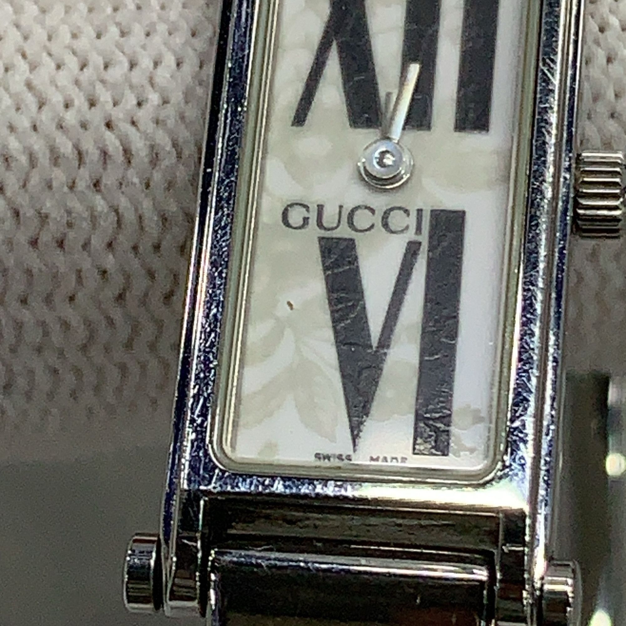 Gucci Elegant Quartz Wristwatch