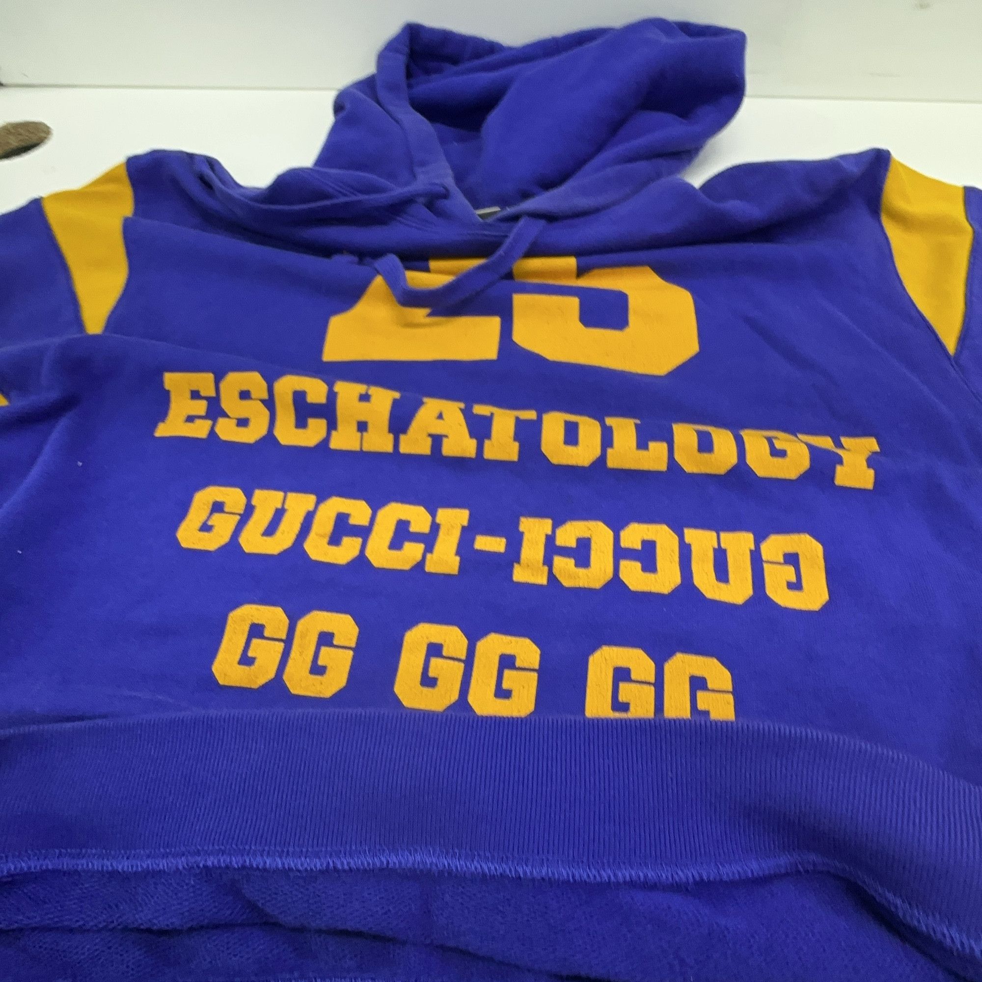 Gucci Gucci SS21 Letter Print Hoodie for Men Size US XS / EU 42 / 0 - 9 Thumbnail