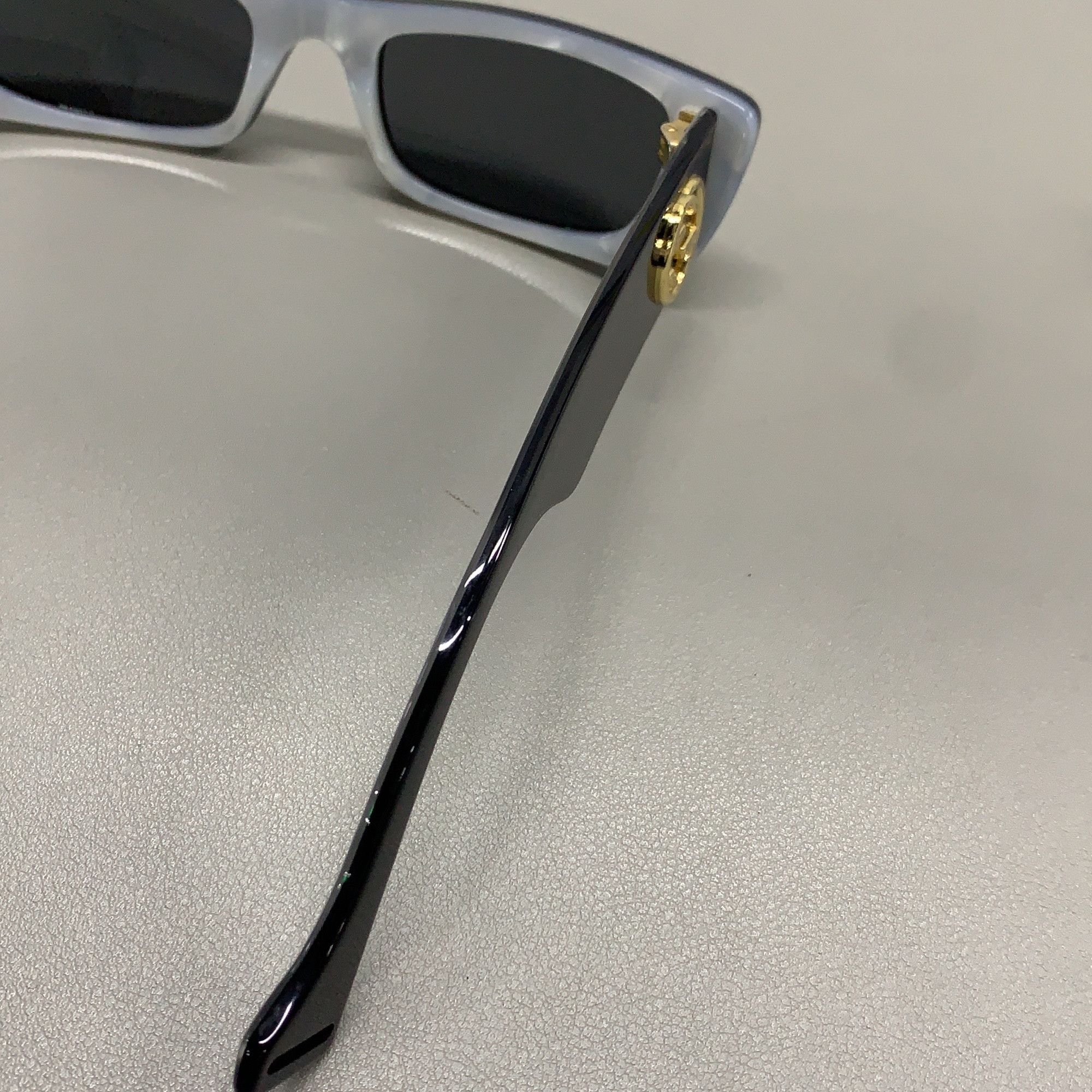 Gucci Fashion Trendy Sunglasses by Gucci Size ONE SIZE - 6 Thumbnail