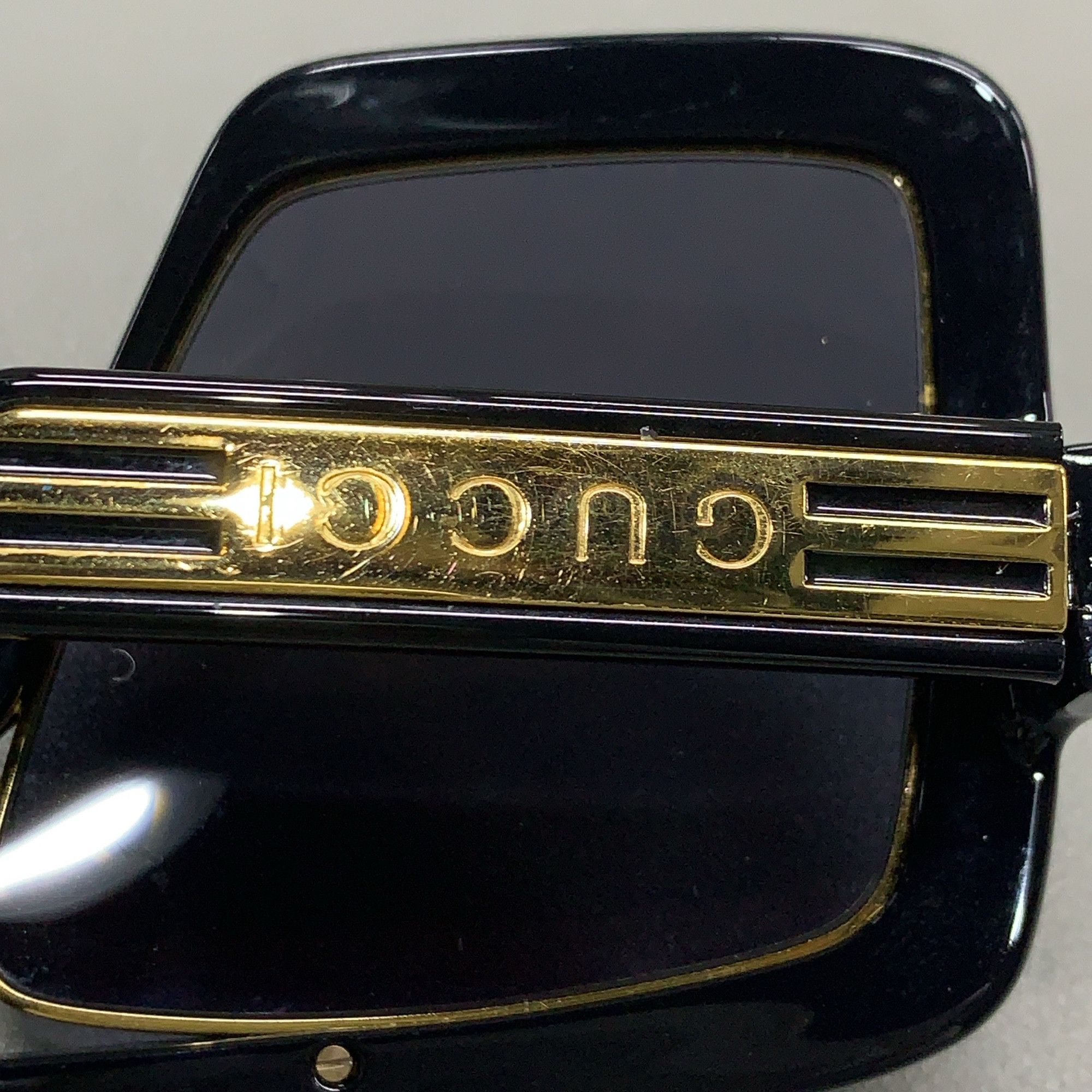 Gucci Gucci Stylish Black and Gold Sunglasses Size ONE SIZE - 11 Thumbnail