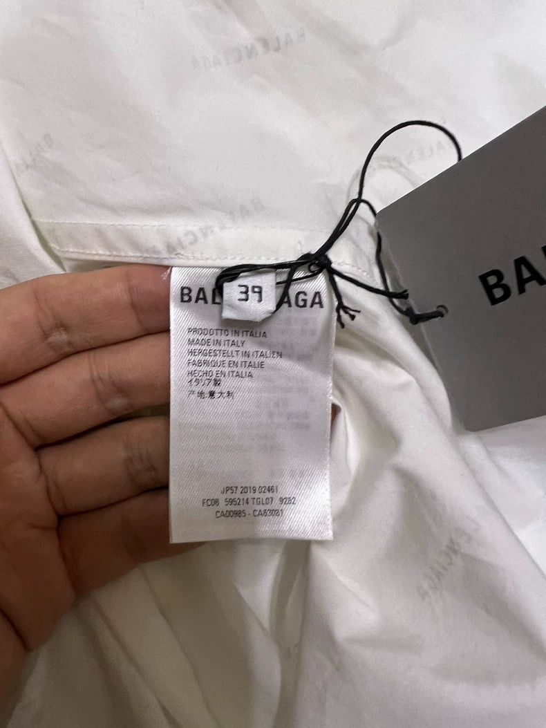 Balenciaga Balenciaga Silver Logo Printed White Shirt Size US XL / EU 56 / 4 - 5 Thumbnail