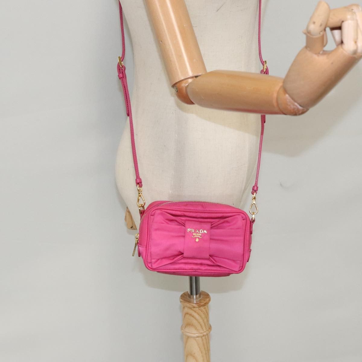 Prada Prada Ribbon shoulder Size ONE SIZE - 16 Thumbnail