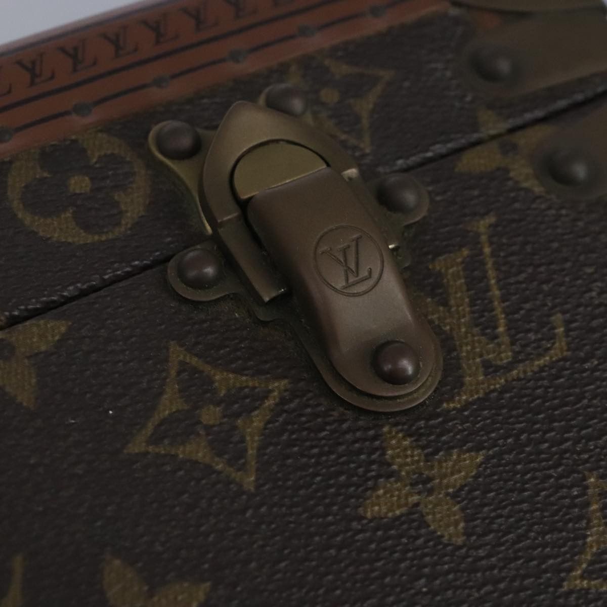 Louis Vuitton Louis Vuitton Bisten travel Size ONE SIZE - 10 Thumbnail