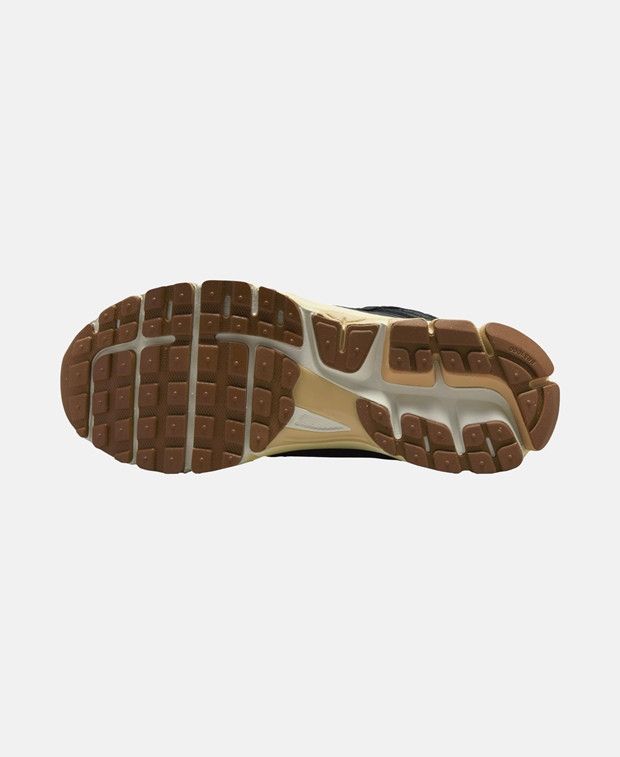 Nike Zoom Vomero 5 Premium Sneakers Size US 5.5 / IT 35.5 - 3 Thumbnail