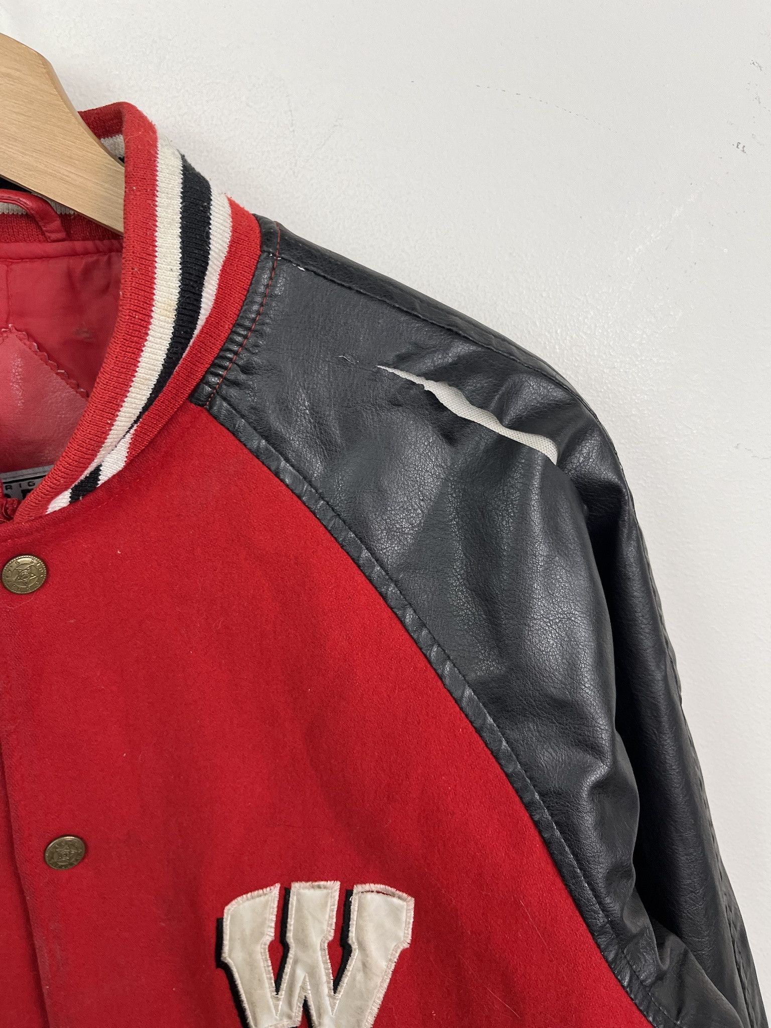 Other Vintage Jacket Y2K UW Badgers Distressed Faux Leather Varsioty Jacket Size S Size US S / EU 44-46 / 1 - 3 Thumbnail
