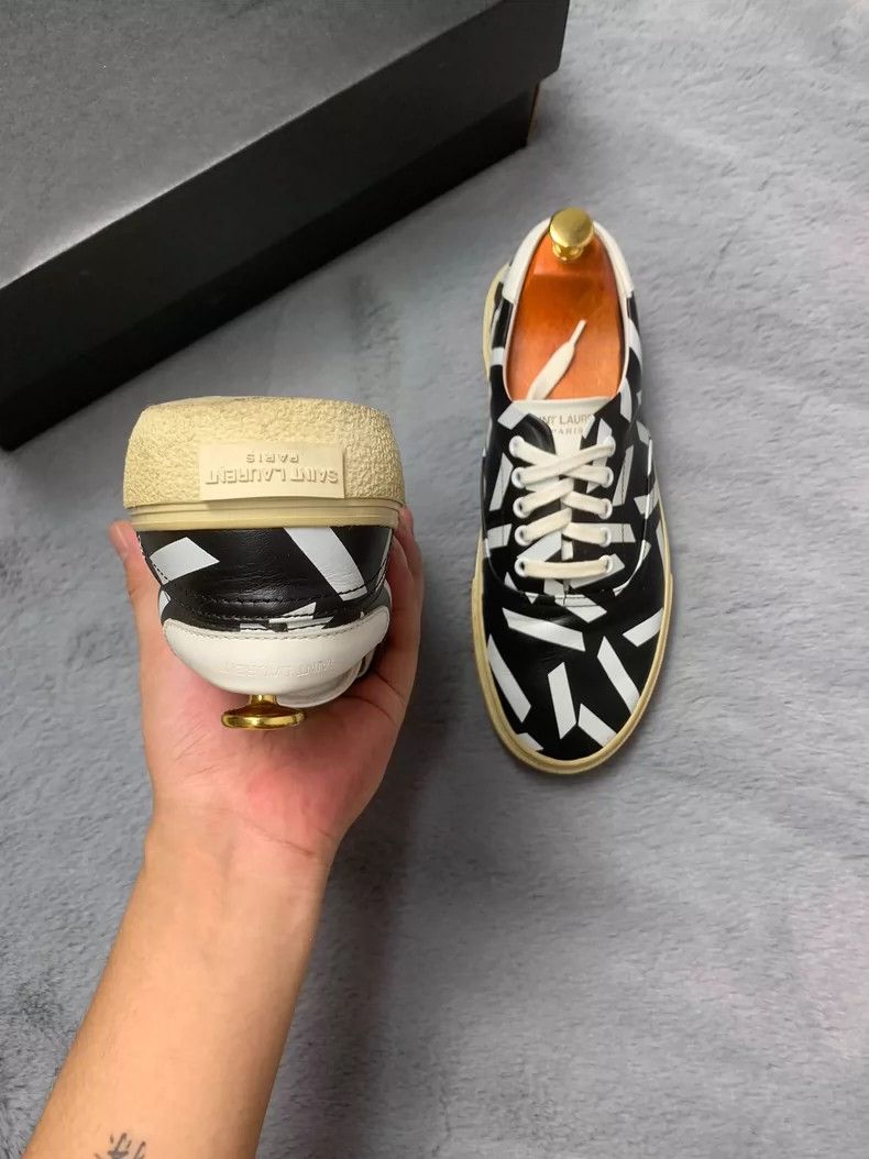 Saint Laurent Paris Saint Laurent Black and White Panel Sneakers Size US 9 / EU 42 - 3 Thumbnail