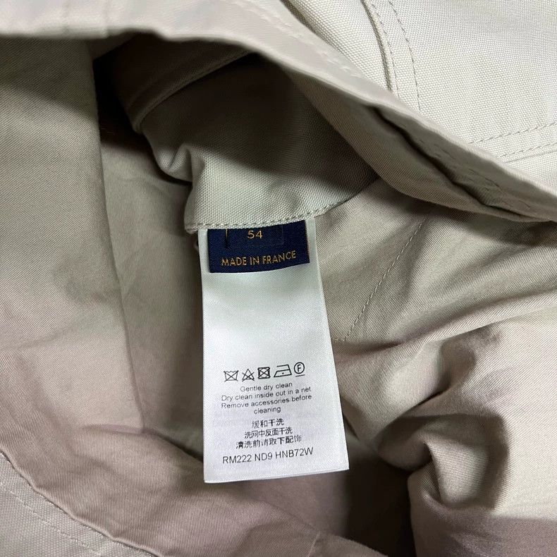 Louis Vuitton Louis Vuitton FW22 Logo Work Jacket Beige Size US L / EU 52-54 / 3 - 5 Thumbnail