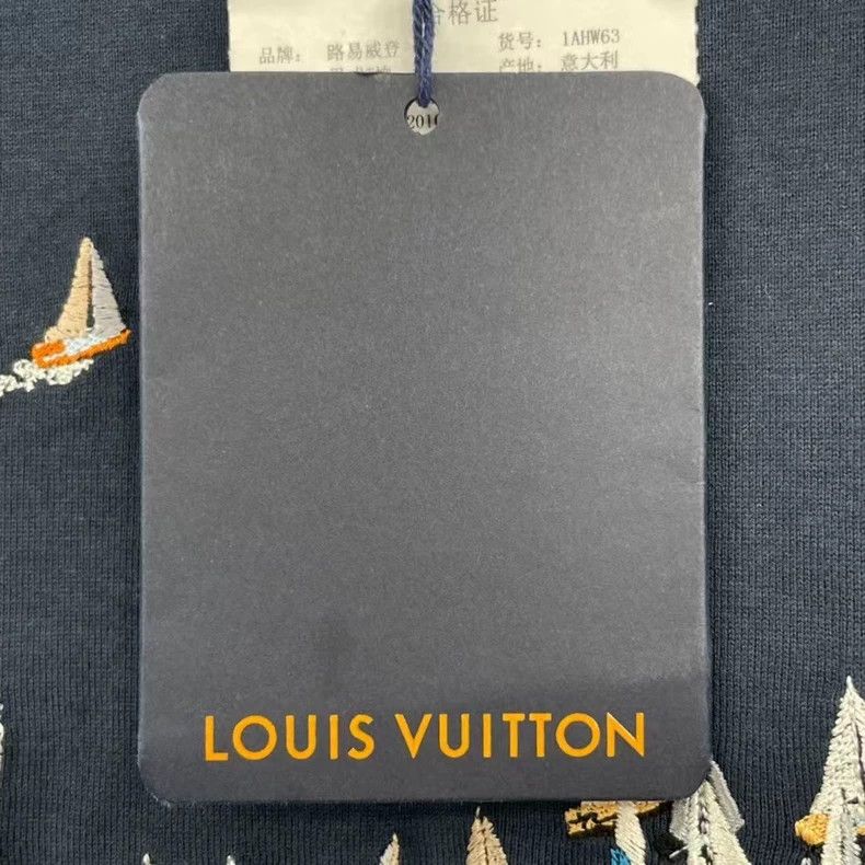 Louis Vuitton Louis Vuitton Short Sleeve Embroidered T-Shirt Size US XXL / EU 58 / 5 - 5 Thumbnail