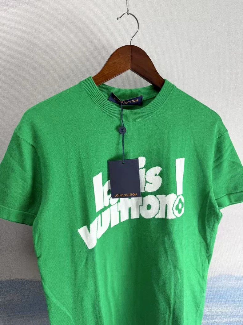 Louis Vuitton Louis Vuitton Green Short Sleeve Knit Shirt Size US XS / EU 42 / 0 - 2 Thumbnail