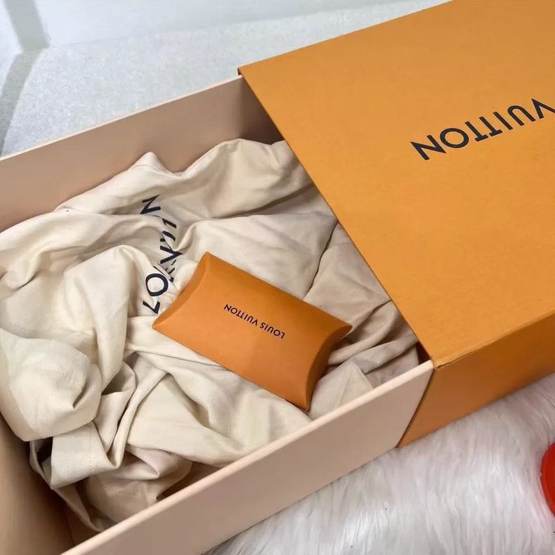 Louis Vuitton Louis Vuitton Trainer Sneakers in White Orange Size US 7 / EU 40 - 7 Thumbnail