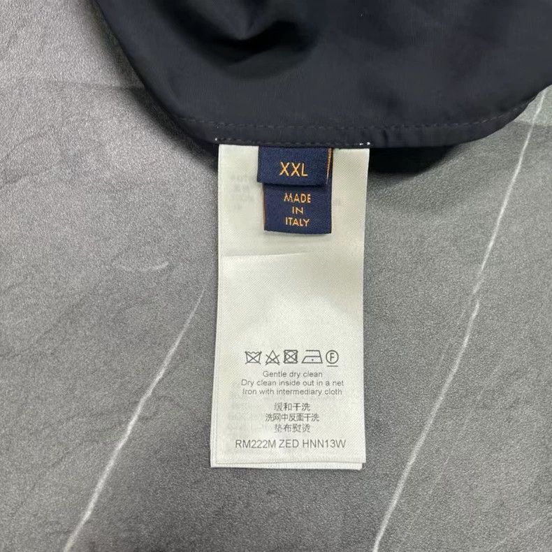 Louis Vuitton Louis Vuitton Hooded Jacket with Logo Embroidery Size US XXL / EU 58 / 5 - 7 Thumbnail