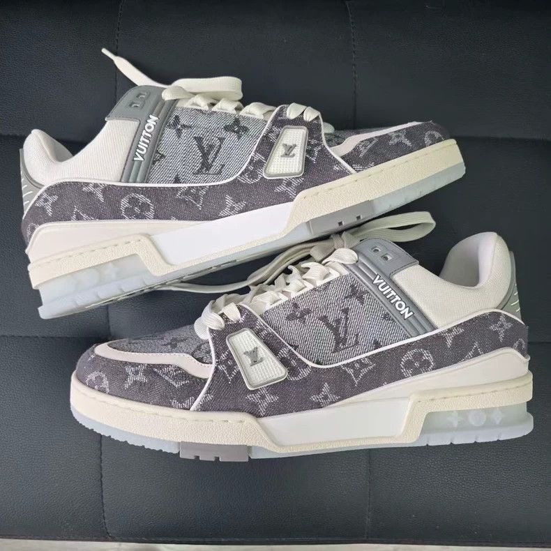 Louis Vuitton Louis Vuitton Gray White Denim Sneakers Size US 9 / EU 42 - 2 Thumbnail