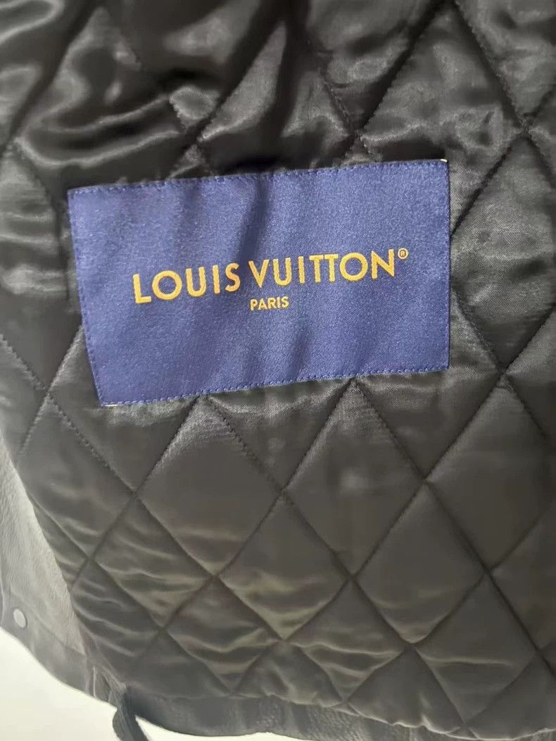 Louis Vuitton Louis Vuitton Black Green Floral Leather Jacket Size US L / EU 52-54 / 3 - 6 Thumbnail