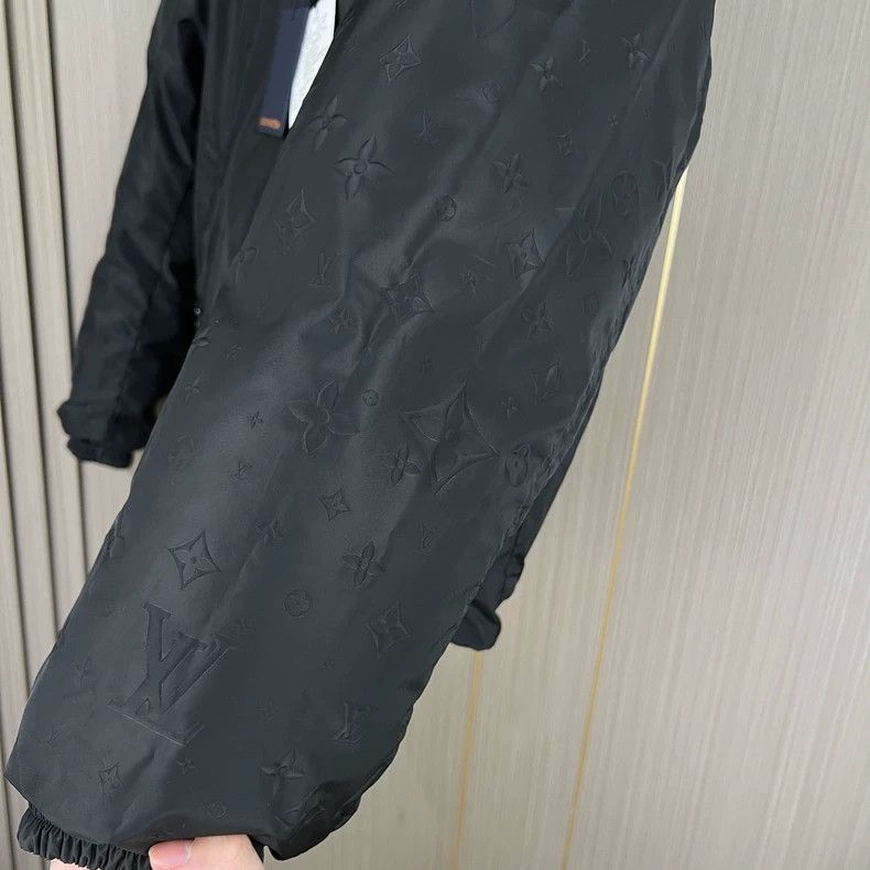 Louis Vuitton Louis Vuitton Black Double-Sided Down Jacket Size US L / EU 52-54 / 3 - 5 Thumbnail