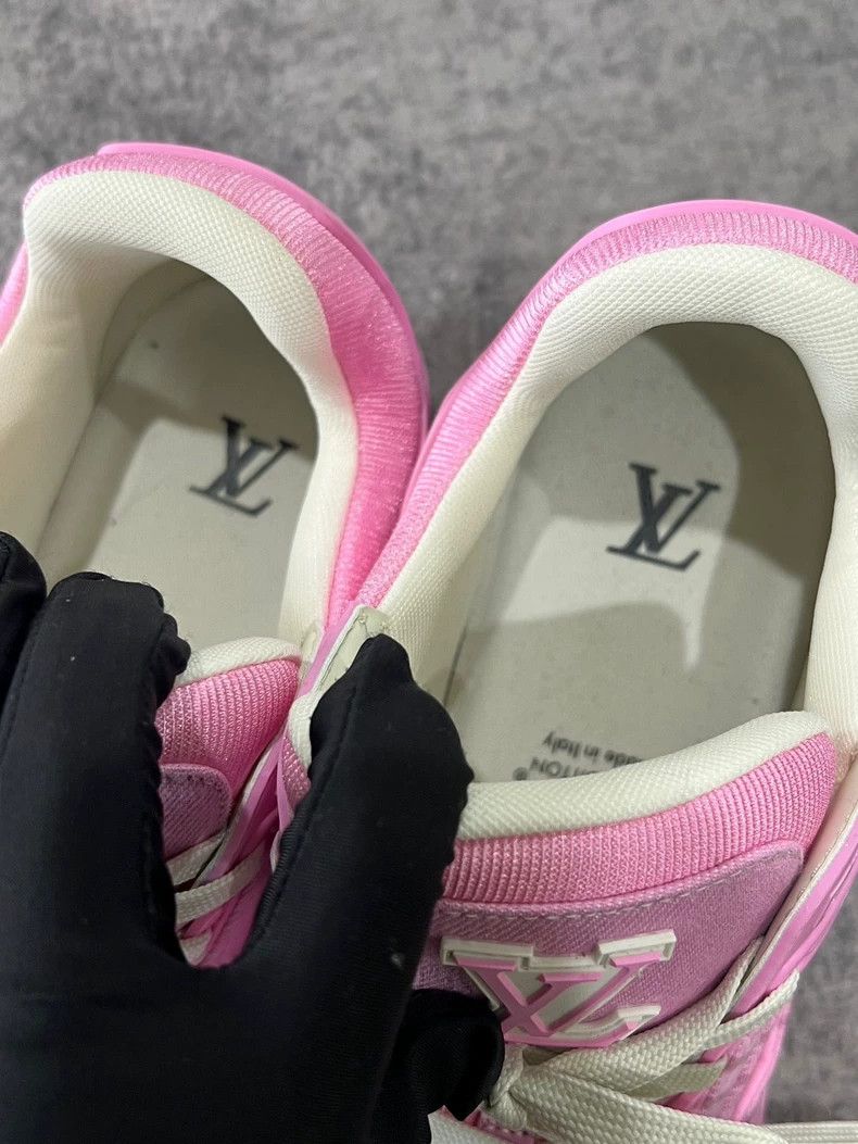 Louis Vuitton Louis Vuitton Pink Denim Trainers Size 9/43 Size US 9 / EU 42 - 5 Thumbnail