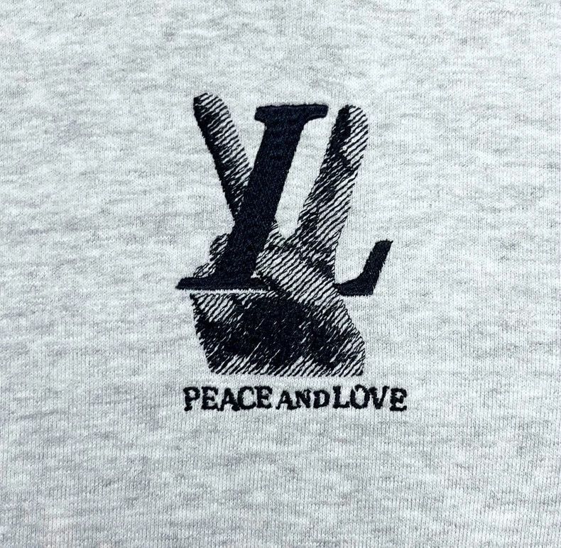Louis Vuitton Louis Vuitton Gray Logo Sweatshirt Size US S / EU 44-46 / 1 - 4 Thumbnail