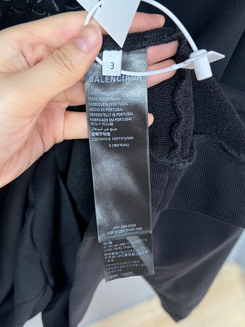 Balenciaga Balenciaga Black Logo Sweatshirt Size 3 Size US M / EU 48-50 / 2 - 3 Thumbnail