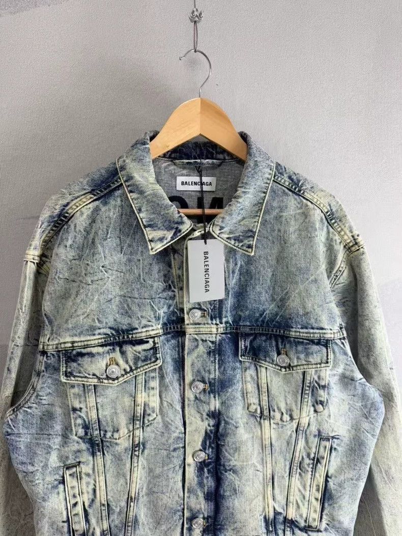 Balenciaga Balenciaga Denim Jacket with Embroidery Size US M / EU 48-50 / 2 - 3 Thumbnail
