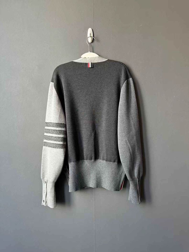 Thom Browne Gray Color Block Wool Cardigan Size US XL / EU 56 / 4 - 2 Thumbnail