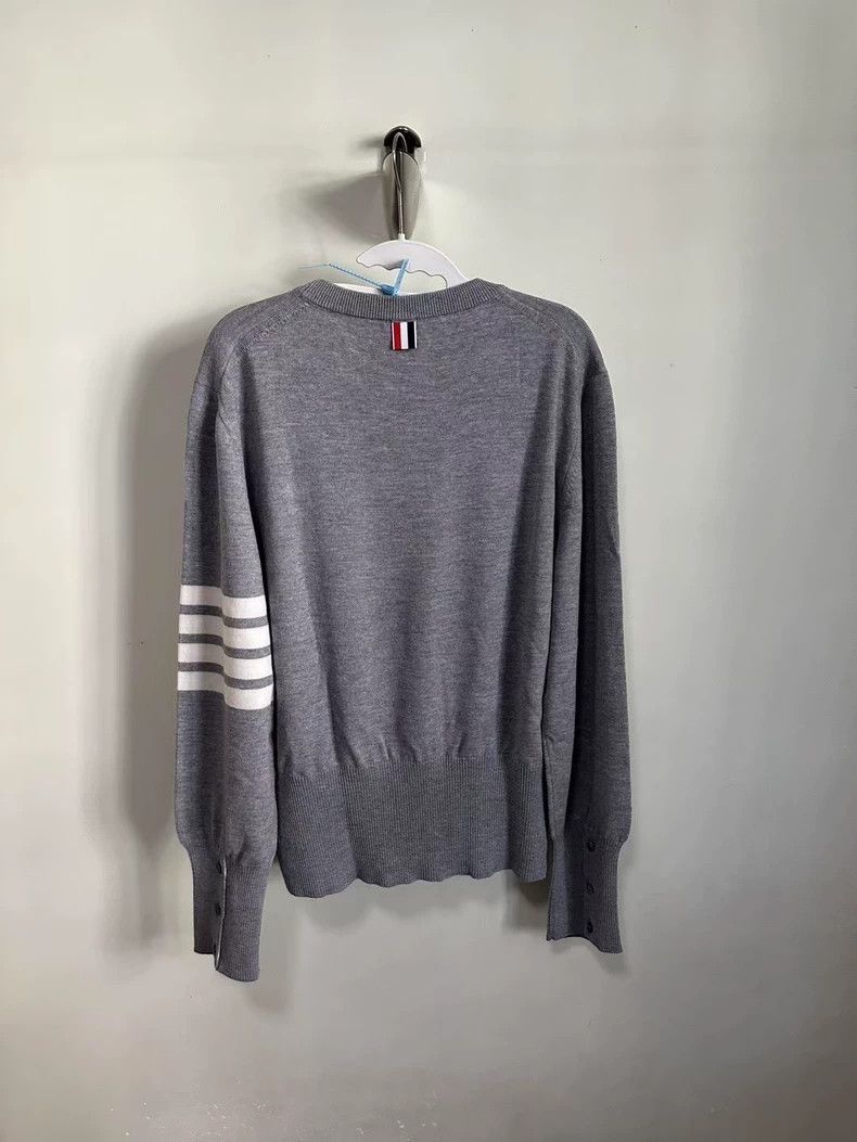 Thom Browne Thom Browne Gray Knit Sweater with Design Size US L / EU 52-54 / 3 - 2 Thumbnail