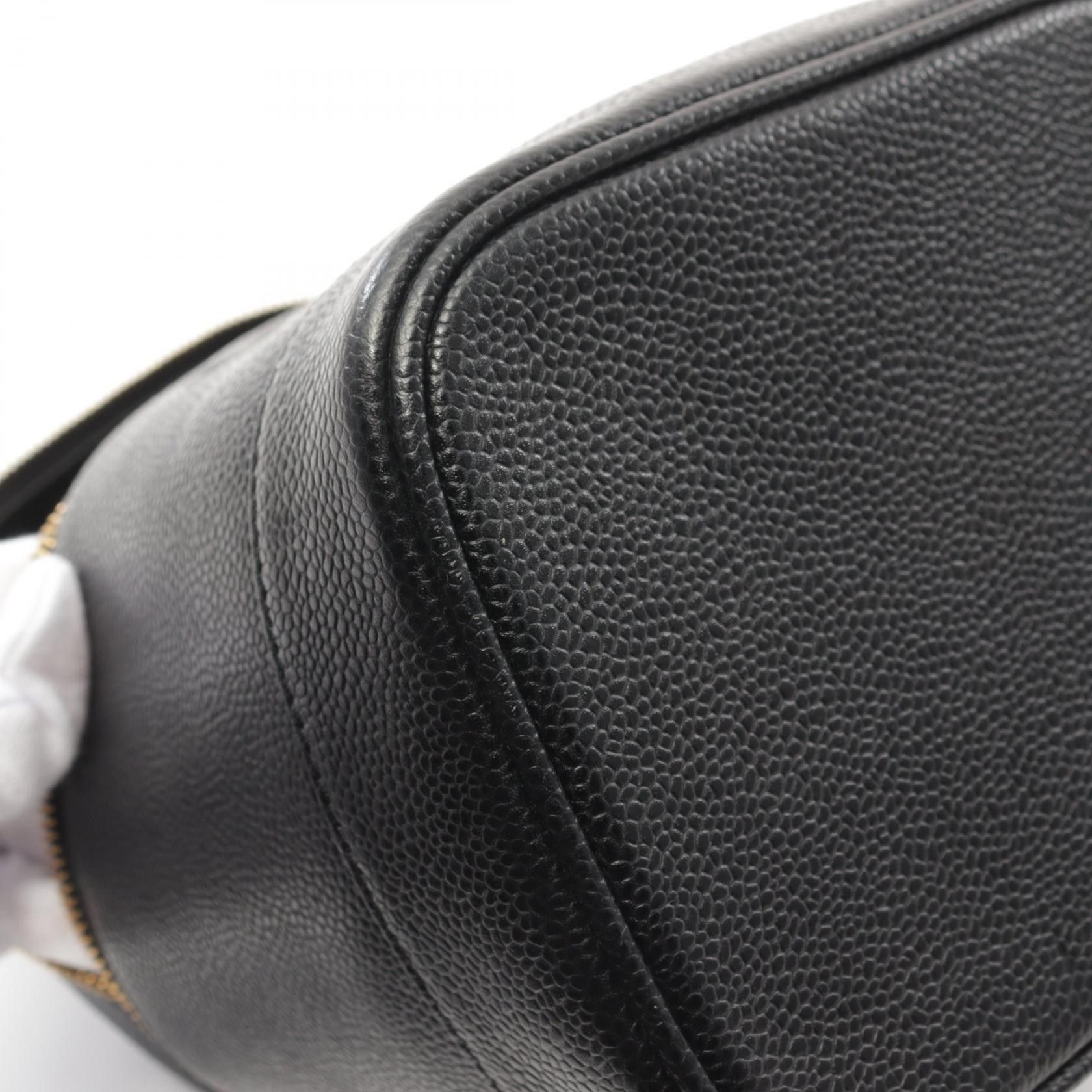 Chanel Chanel Chanel Coco Mark Leather Handbag Leather Handbag A01998 Size ONE SIZE - 8 Thumbnail