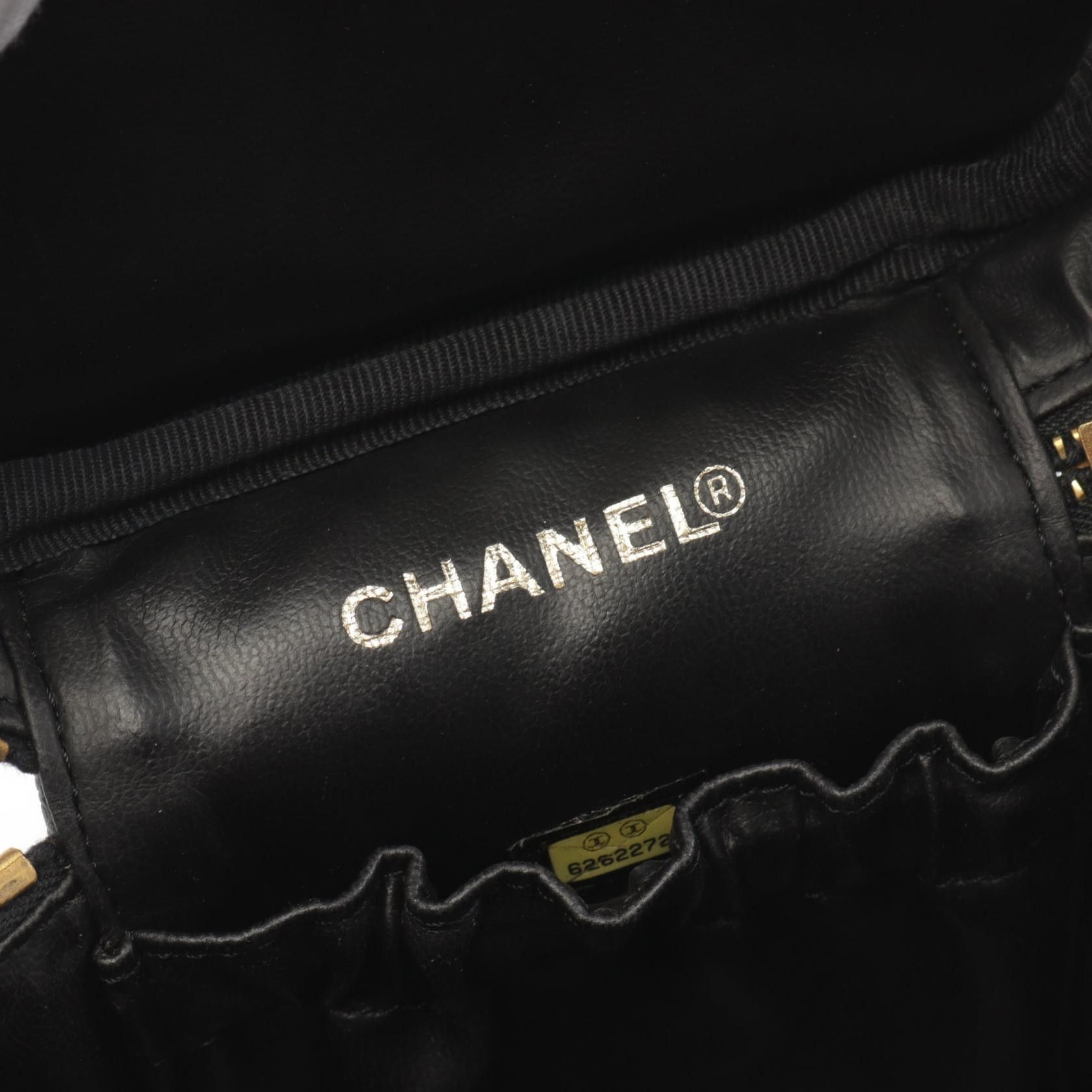 Chanel Chanel Chanel Coco Mark Leather Handbag Leather Handbag A01998 Size ONE SIZE - 4 Thumbnail