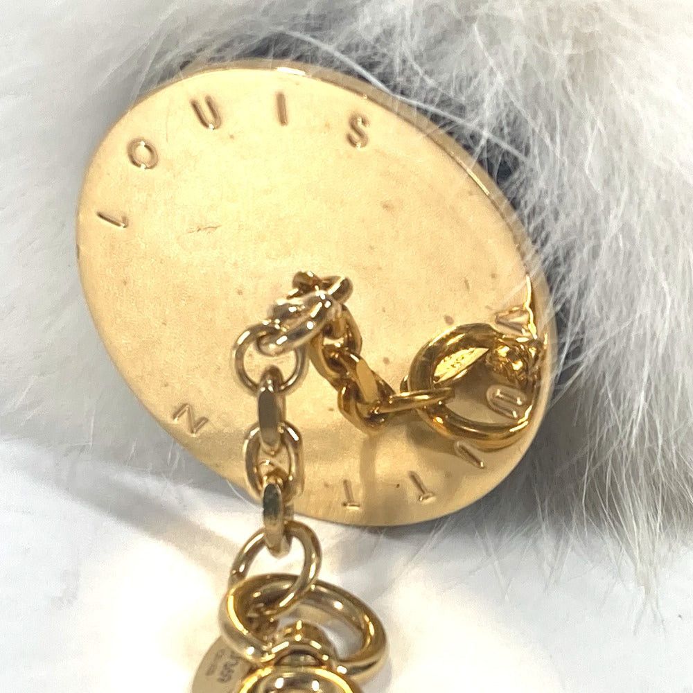 Louis Vuitton Louis Vuitton M67369 Fur Heart Logo Bag Charm Fuzzy V Accessories Keychain Women White Size ONE SIZE - 8 Thumbnail