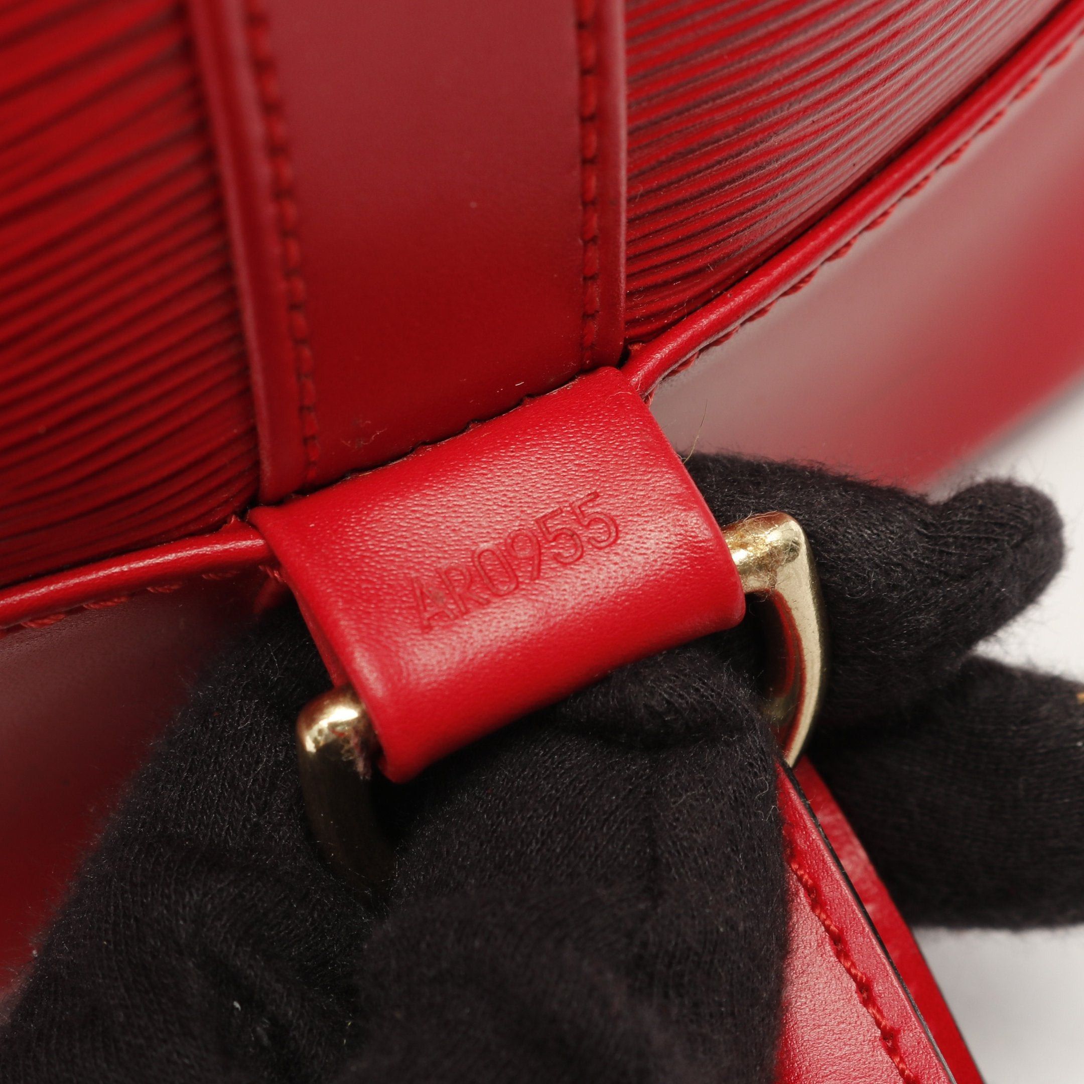 Louis Vuitton Louis Vuitton Randonnee Pm Epi Castilian Red Shoulder Bag Leather Size ONE SIZE - 5 Thumbnail