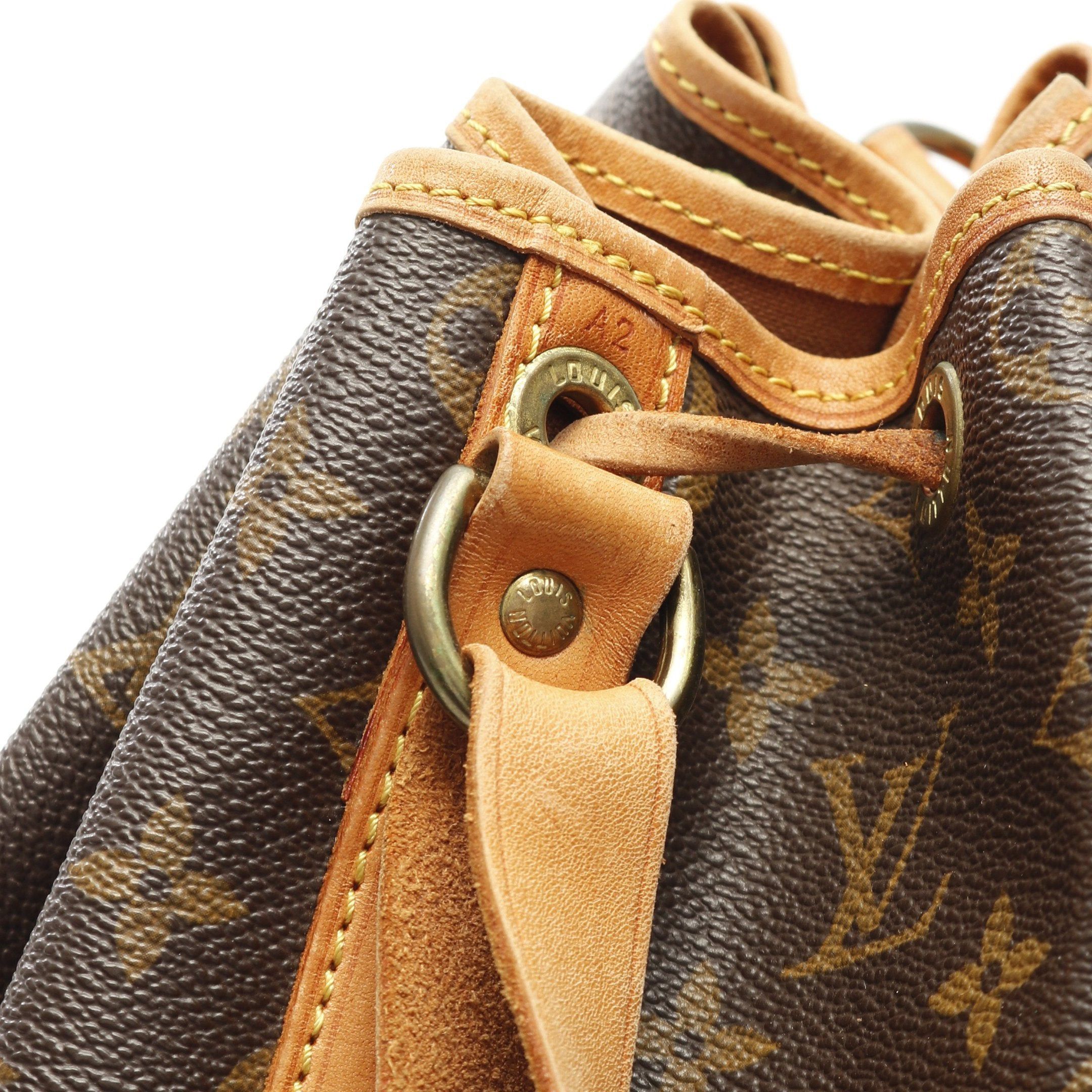 Louis Vuitton Louis Vuitton Noe Monogram Shoulder Bag Leather Brown Size ONE SIZE - 8 Thumbnail