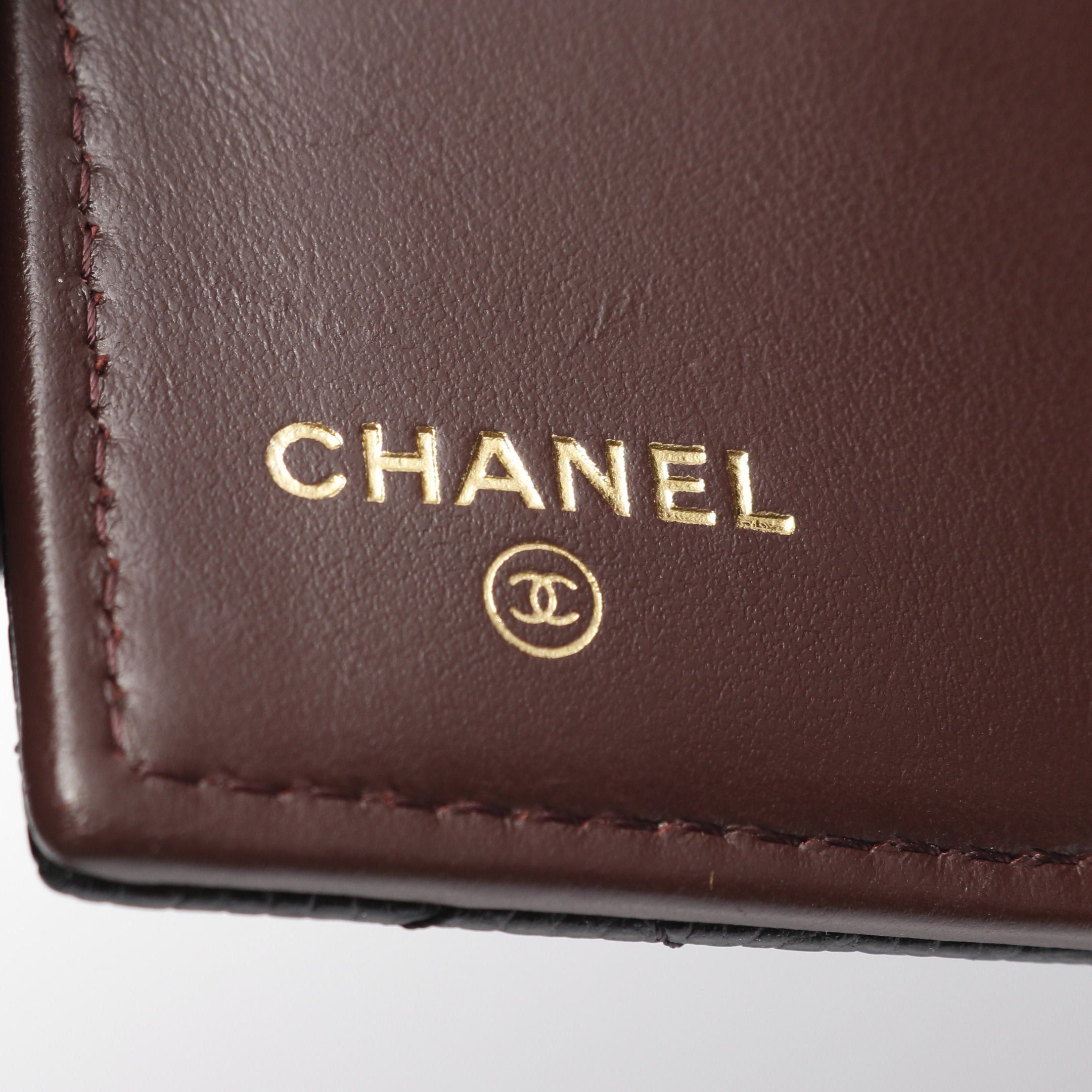 Chanel Chanel Matelasse Trifold Wallet Caviar Skin Black Gold Hardware Size ONE SIZE - 4 Thumbnail